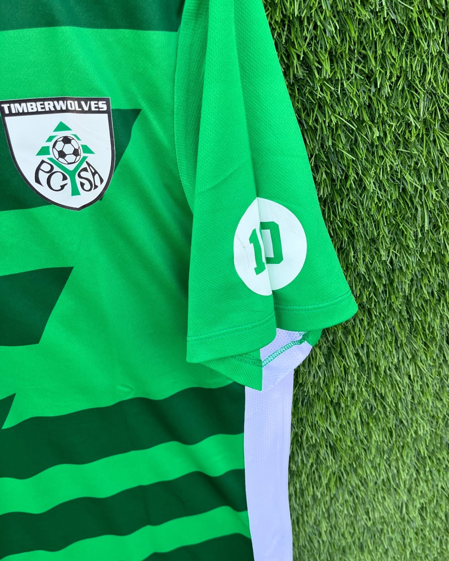 FOOTBALL TIMBERWOLF UMBRO 19 (Oversized Half Sleeve T shirt or Jersey Unisex)