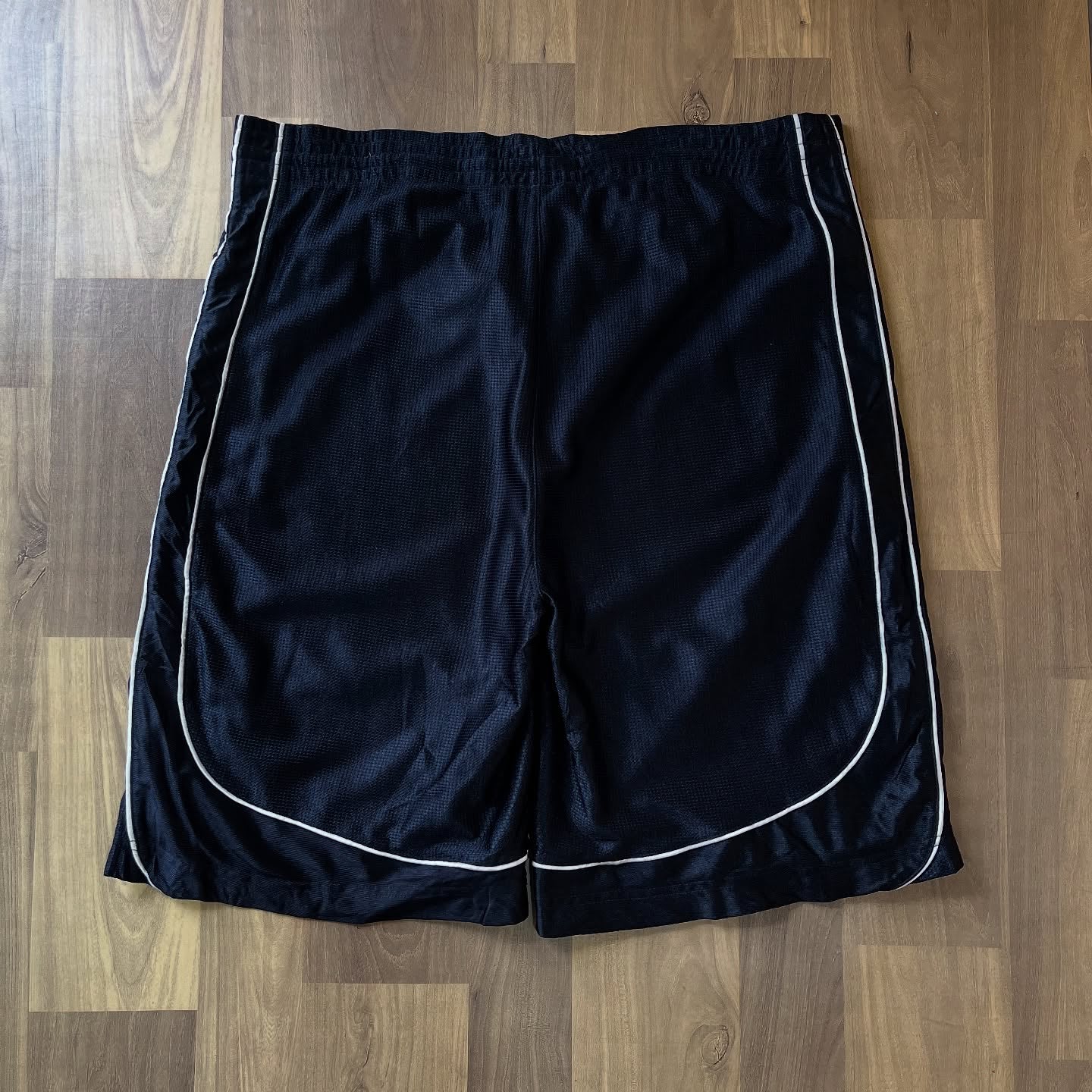 CHAMPS SHORTS