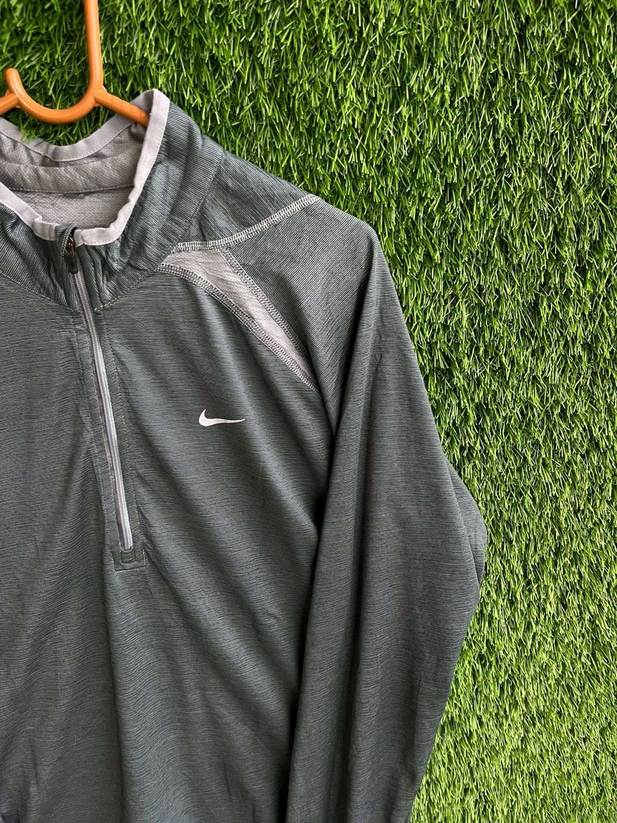 N*ke Track Jacket | Sportswear , Gymwear & Activewear | Track& Field| Running (Oversized Full Sleeve T shirt or Jersey Unisex)