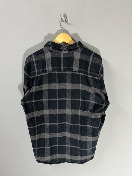 Classic Fit Volcom Vintage Heavy Flannel Shirt for Men & Women | Oversized Checked Cotton Shirt | Winter Casual Wear India