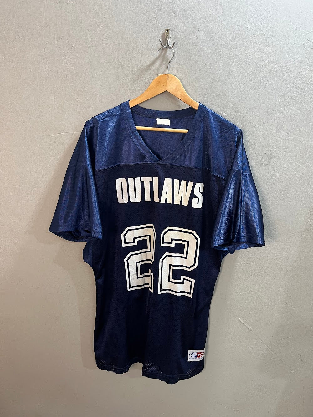 Half Sleeve Jerseys Vintage Streetwear Outlaws 22