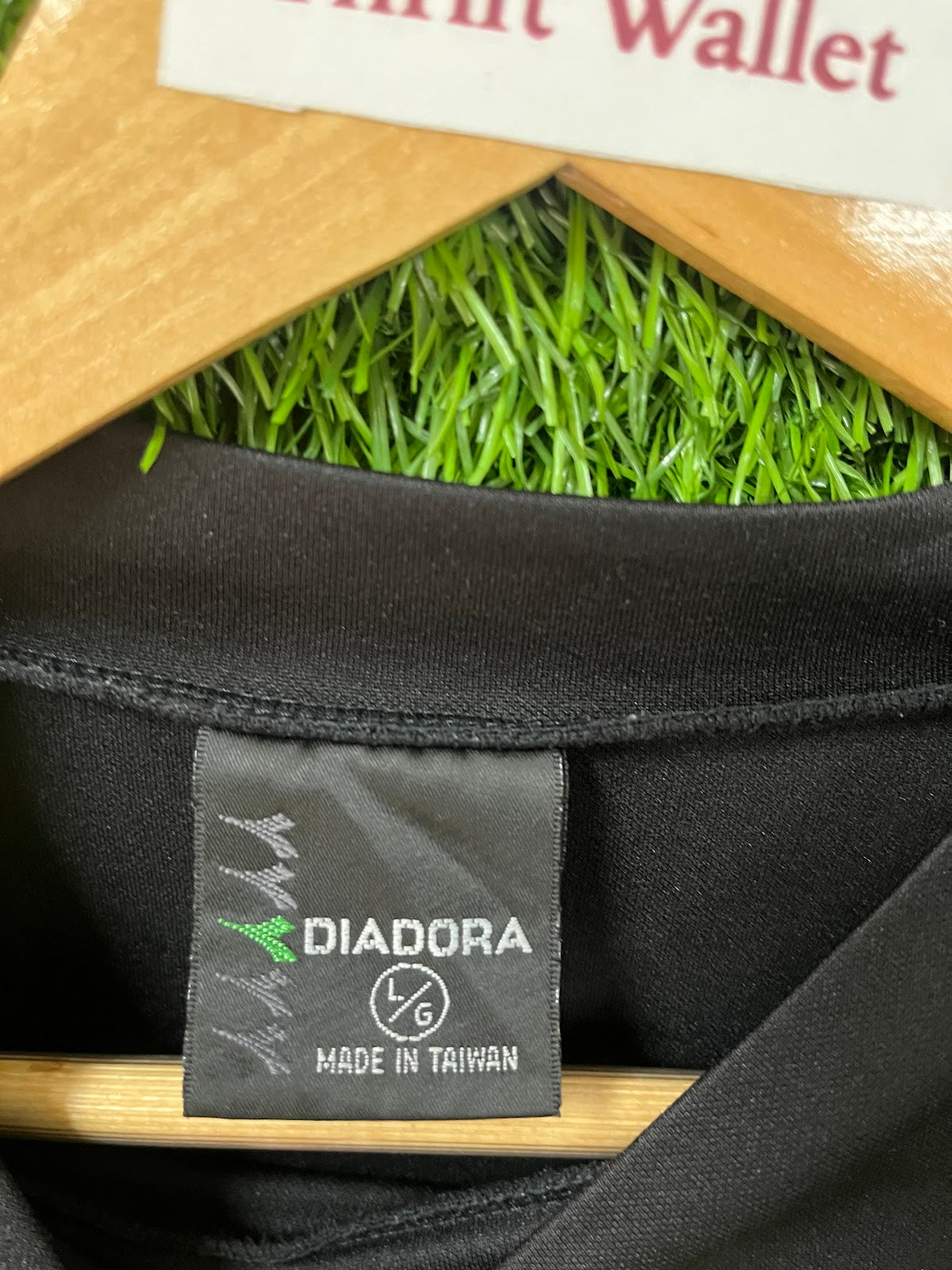 Diadora