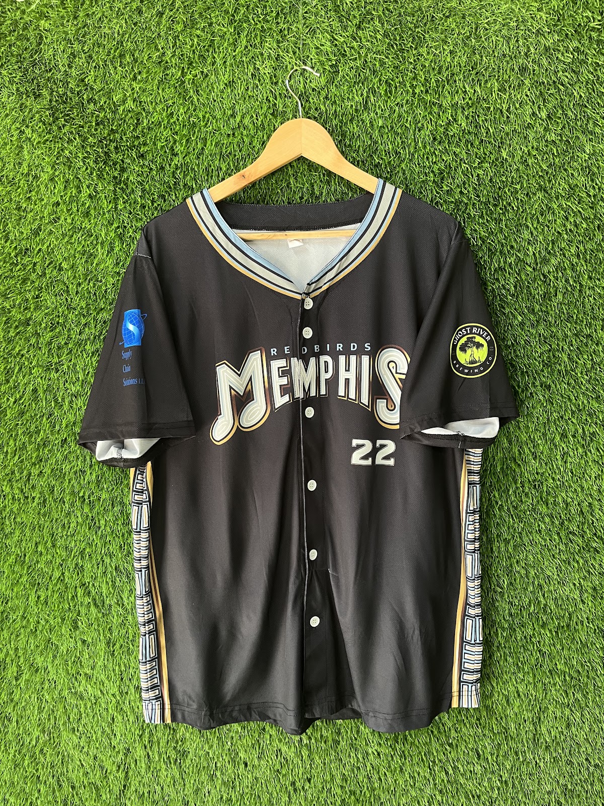 Memphis 22 jersey front