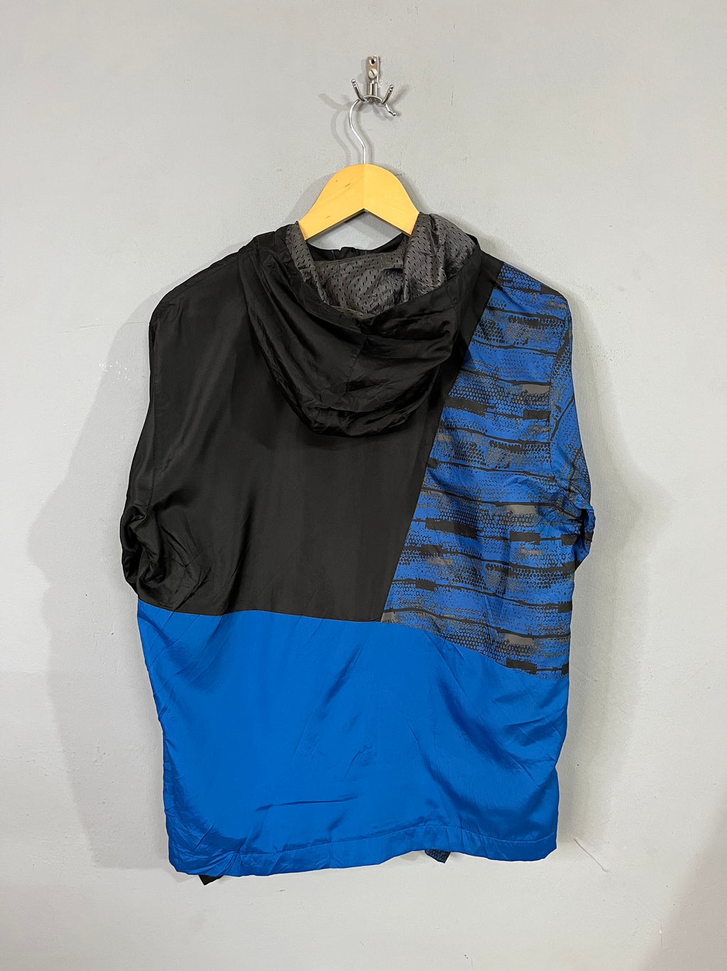 Windbreakers Vintage Retro / Throwback Fog