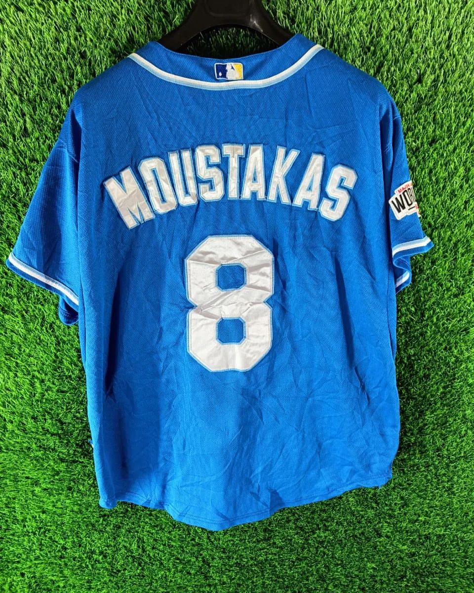 MLB Moustakas