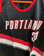 Sleeveless Jersey portland 31 telfair (Oversized sleeveless T Shirt or jersey unisex) - Thrift Wallet