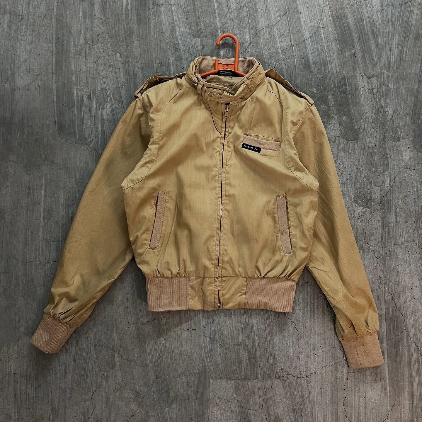 New york Windbreaker (Oversized Full Sleeve T shirt or Jersey Unisex) - Thrift Wallet