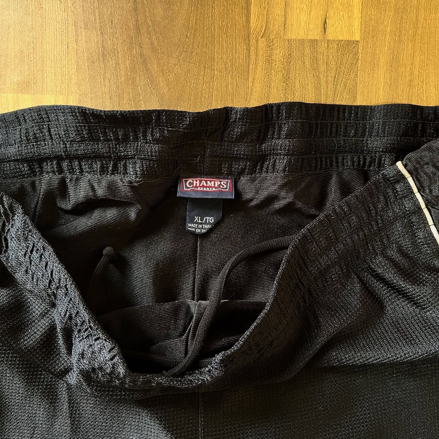 CHAMPS SHORTS