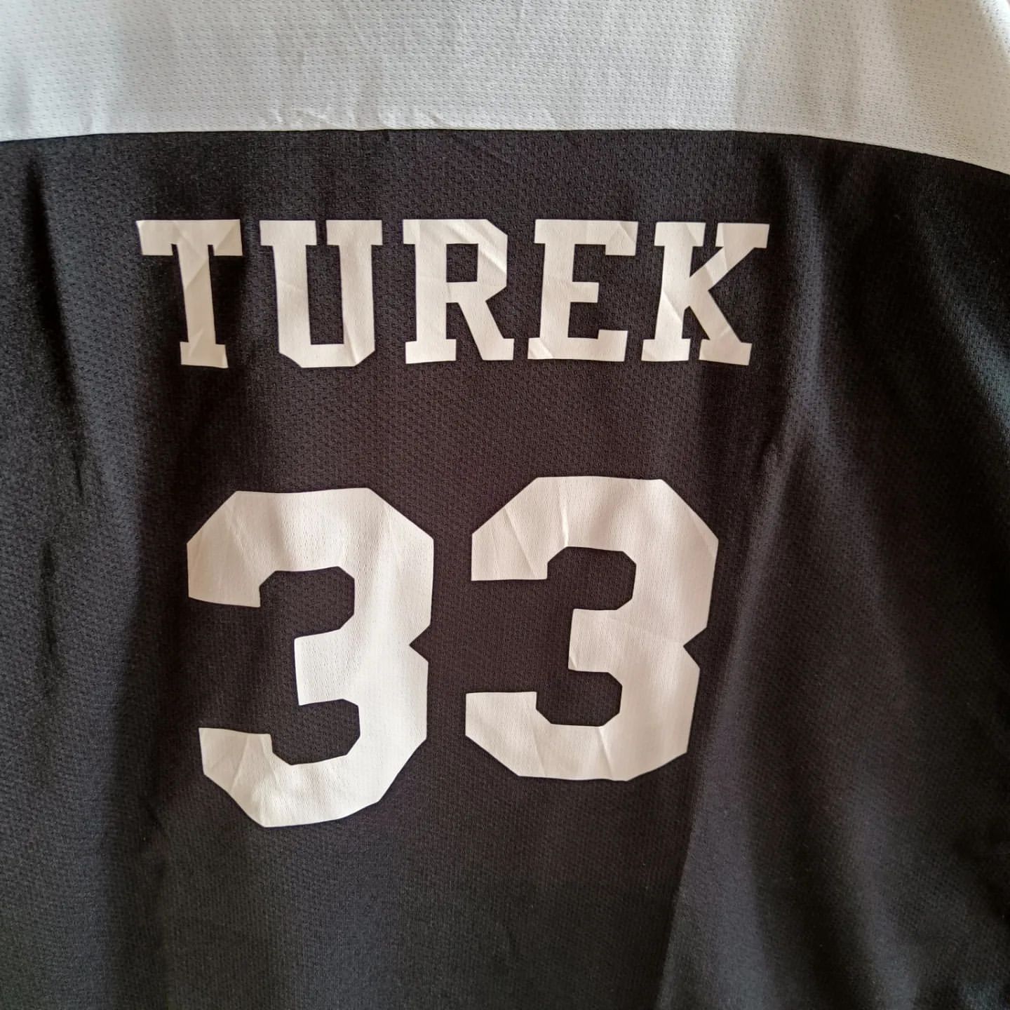 NHL Turek 33