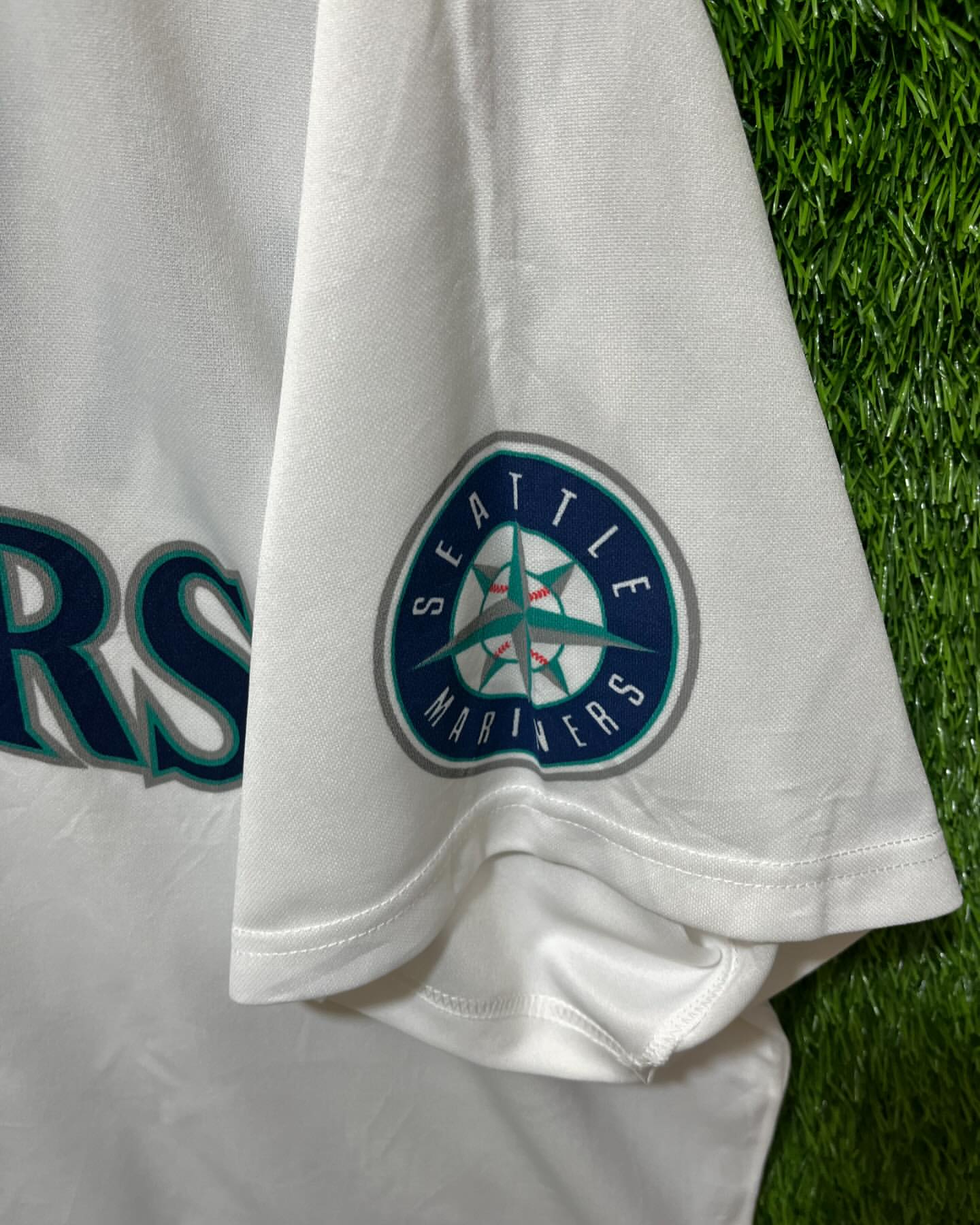 MLB Mariners Martinez 11 (Oversized T Shirt or jersey unisex)