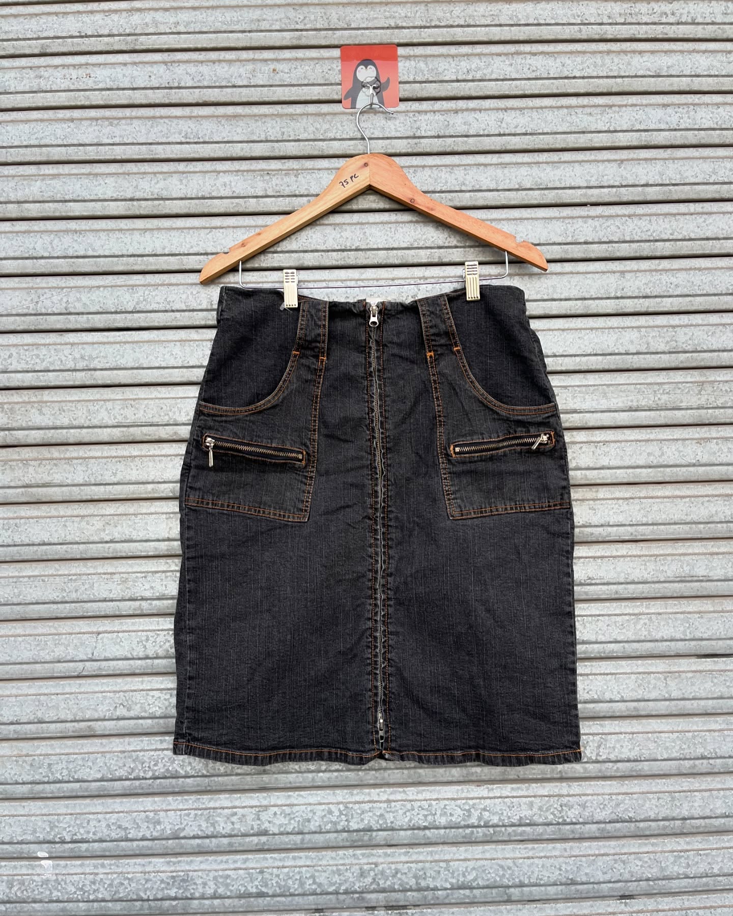 Vault &co Mini skirt - Thrift Wallet