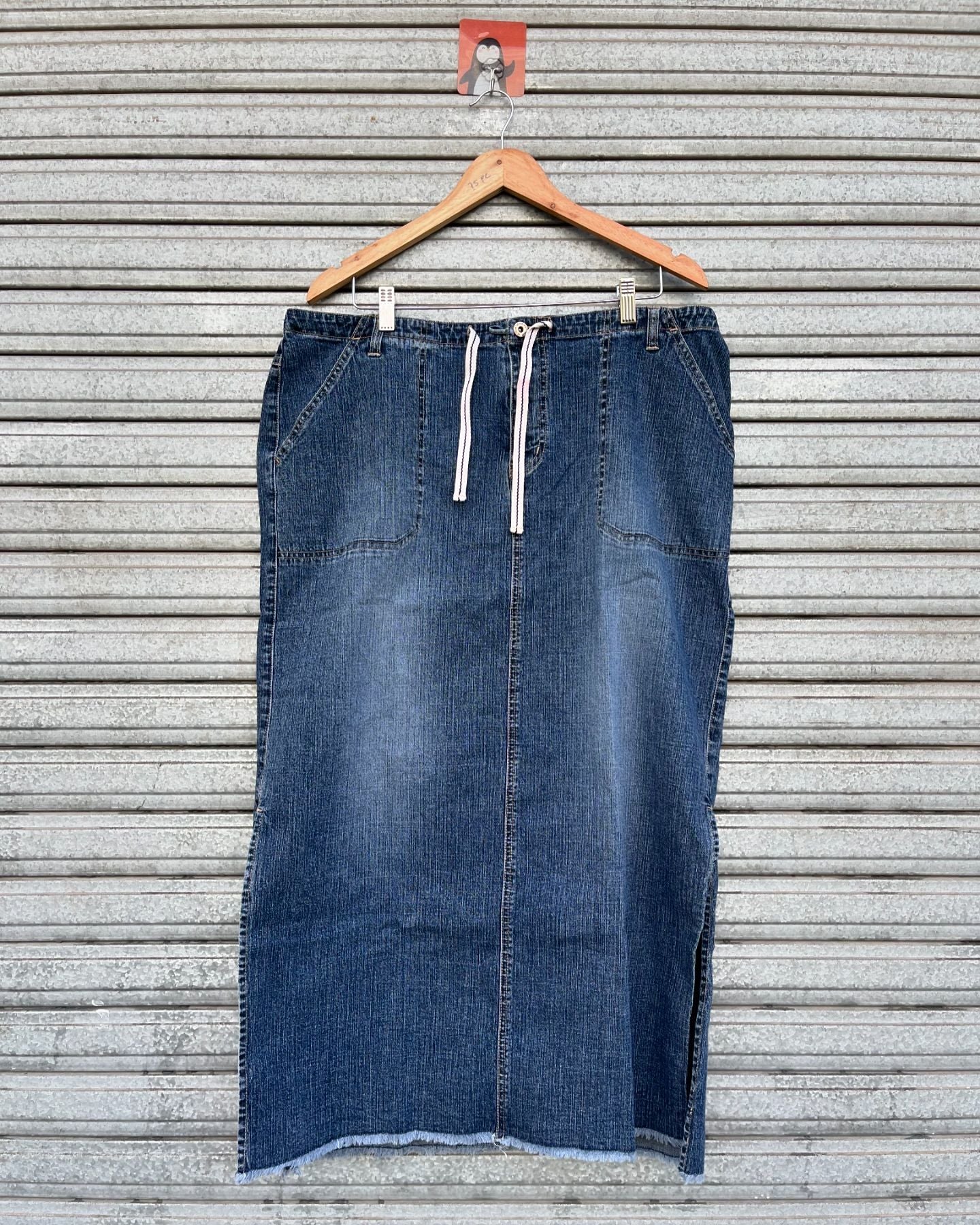 Long Skirt Venezia jeans Clothing co. - Thrift Wallet