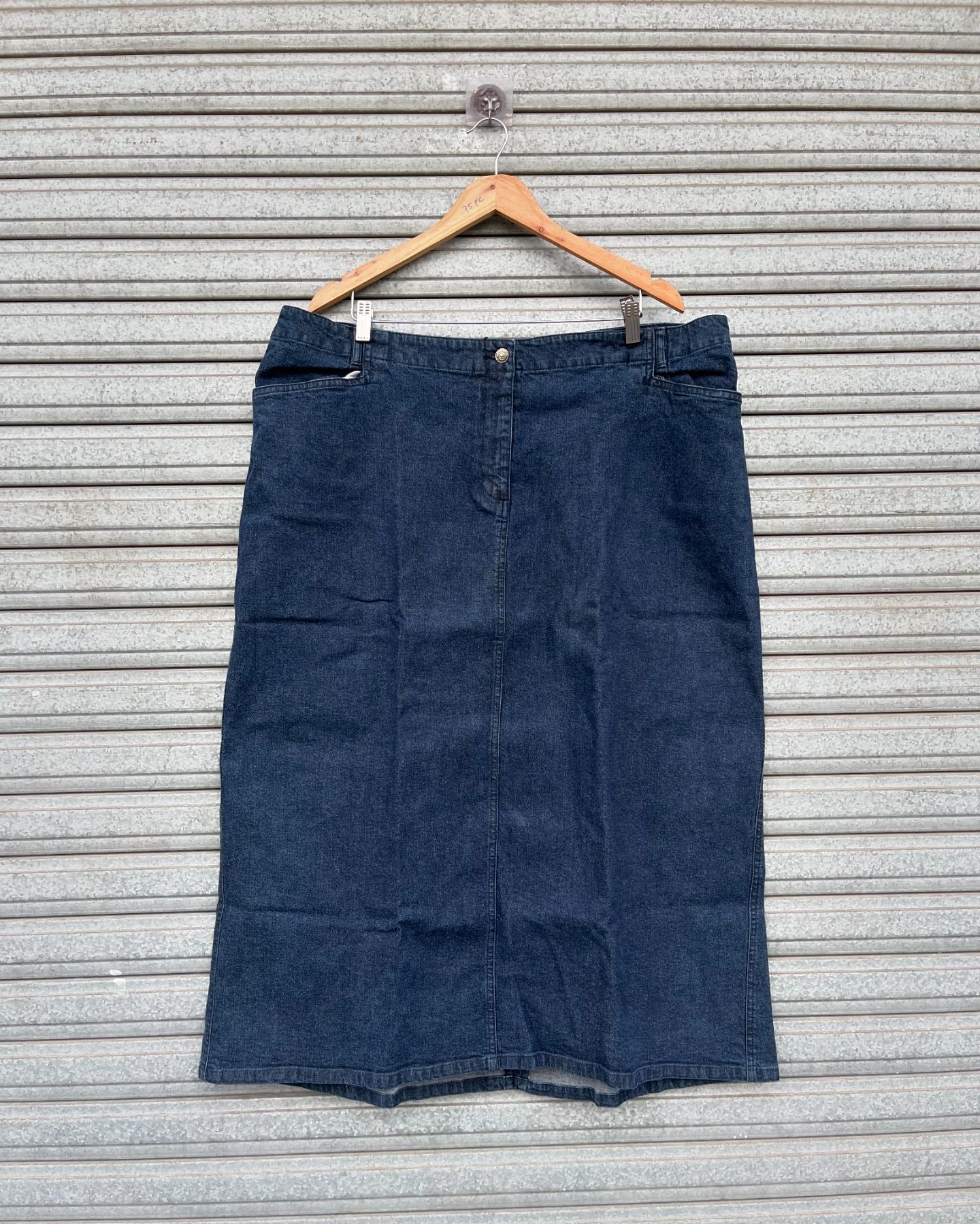 Long skirt Penman + - Thrift Wallet