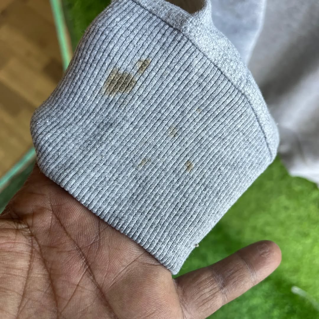 Premium Hoodie Champion - Thrift Wallet