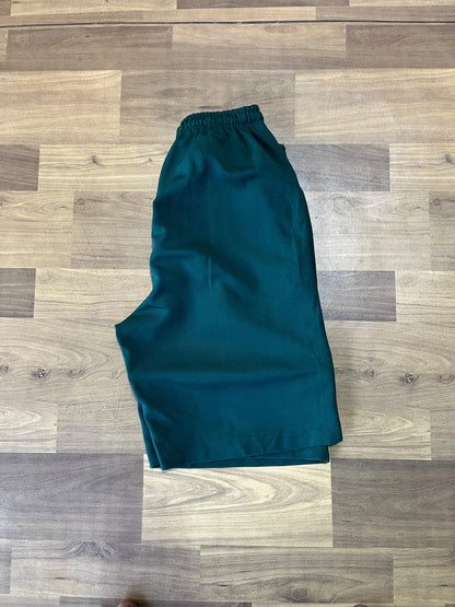 Dark green SHORTS