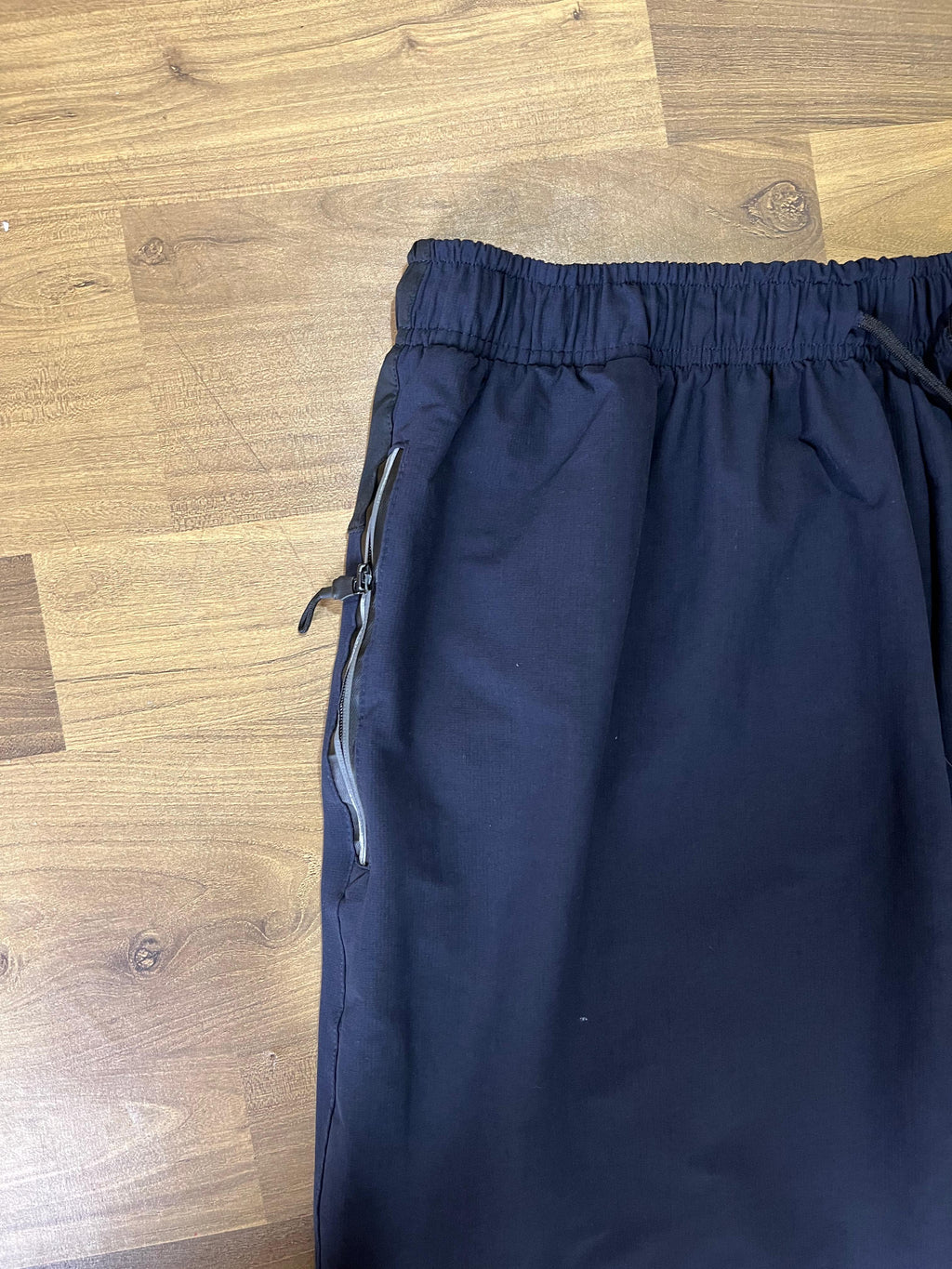 LA SHORTS