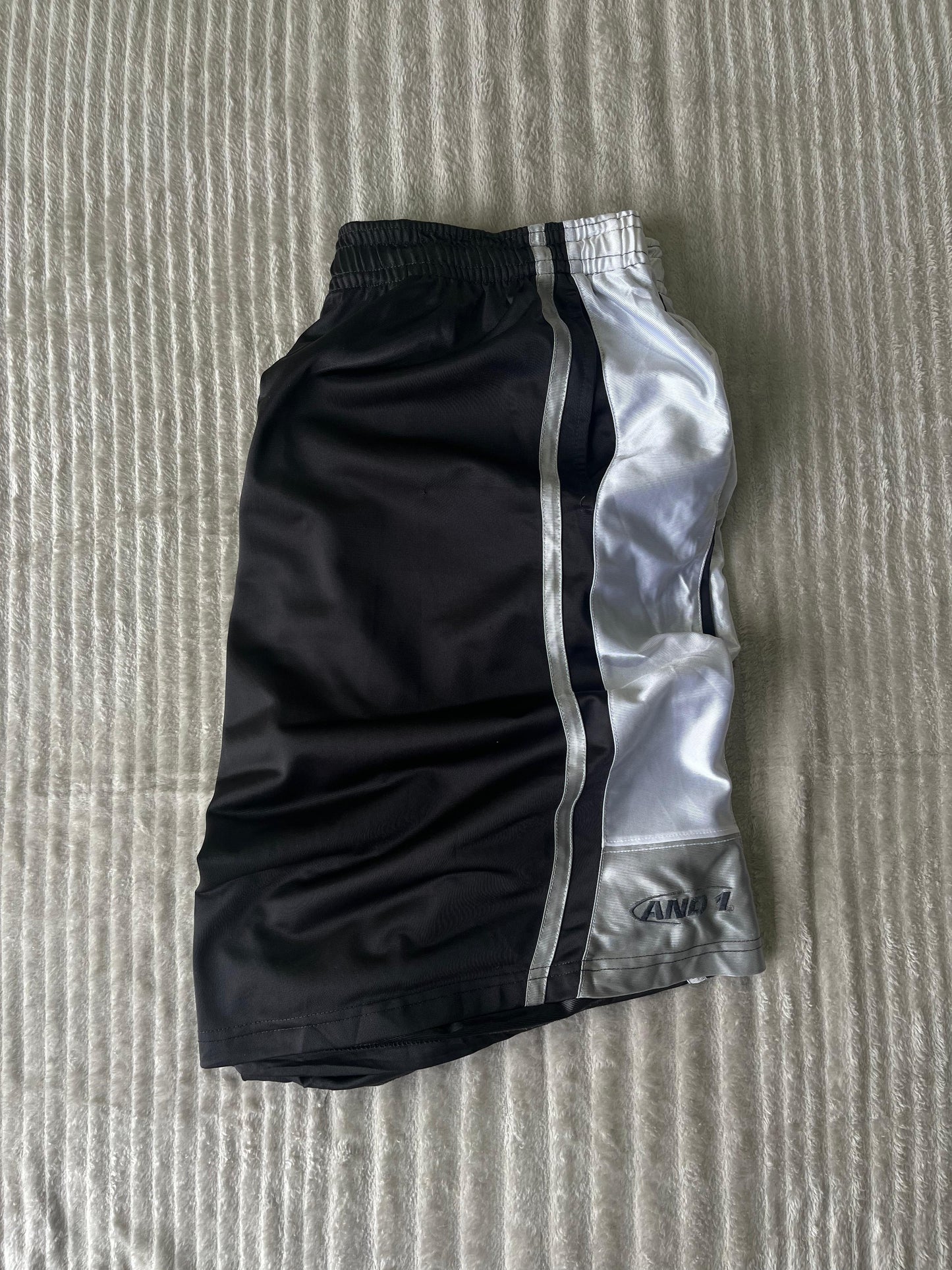 And 1 SHORTS