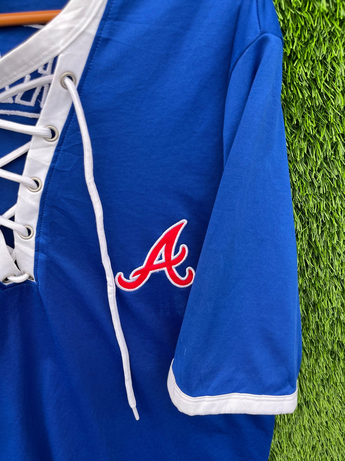 BRAVES LOVE PINK Deep neck cut T shirt (Oversized Half Sleeve T shirt or Jersey Unisex)