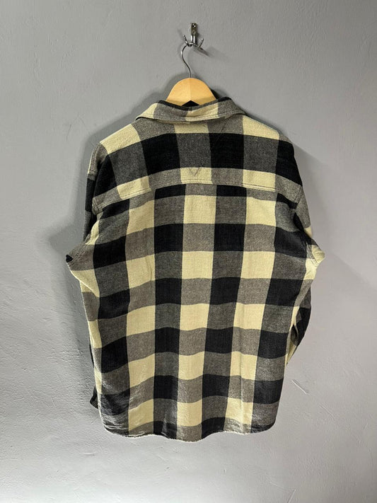 Canyon Guide outfitters Vintage Heavy Flannel Shirt for Men & Women | Oversized Checked Cotton Shirt | Winter Casual Wear India