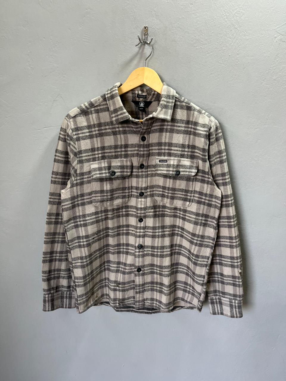 VOLCOM Heavy Flannel Shirt for Men & Women | Oversized Checked Cotton Shirt | Winter Casual Wear India