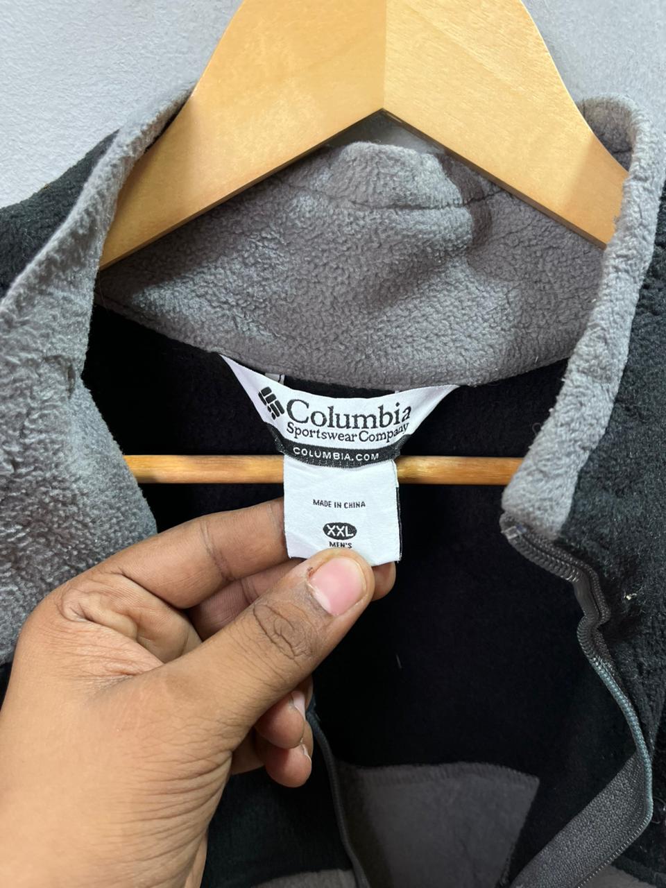 COLUMBIA | Full frontal zipper  | Fleece Jacket | Oversized Streetwear | Winterwear | Men Women | Cozy Fashion | Gym Fit | Online Shopping