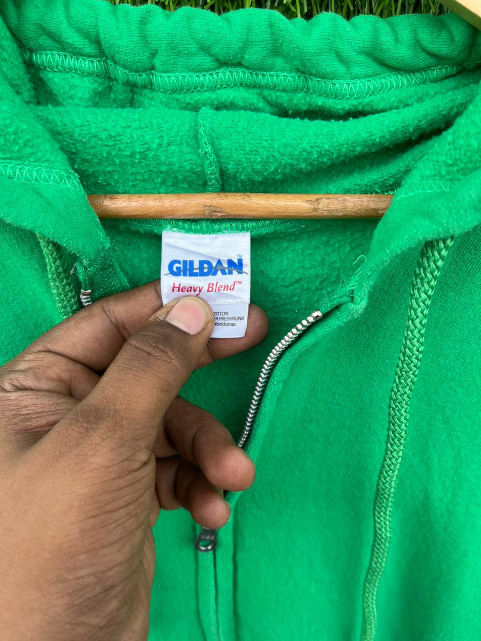 GILDAN Vintage Hoodie || Unisex  | Thrifted Streetwear |