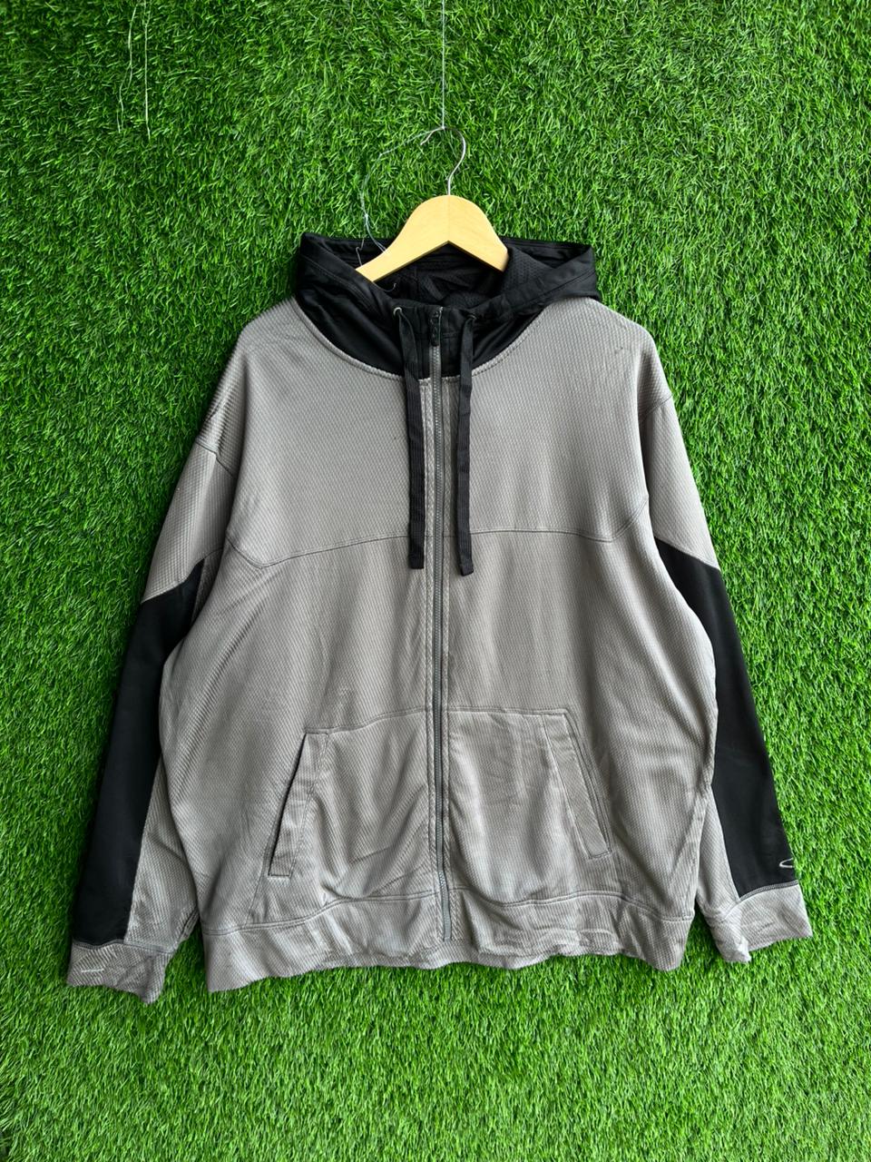 Champion Track Jacket | Sportswear , Gymwear & Activewear | Track& Field| Running