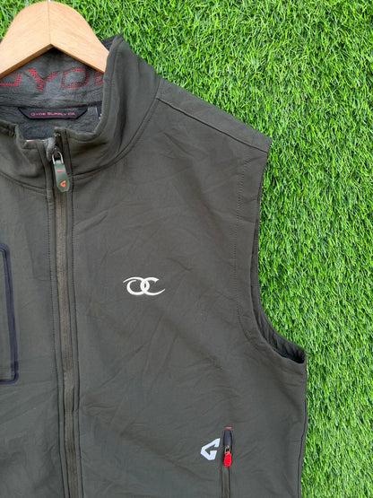 GYDE SLEEVELESS Jacket | Sportswear , Gymwear & Activewear | Track& Field| Running