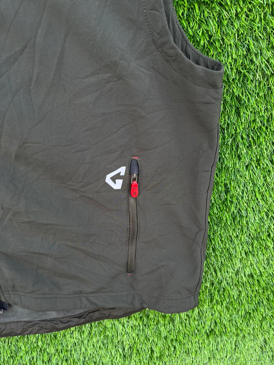 GYDE SLEEVELESS Jacket | Sportswear , Gymwear & Activewear | Track& Field| Running