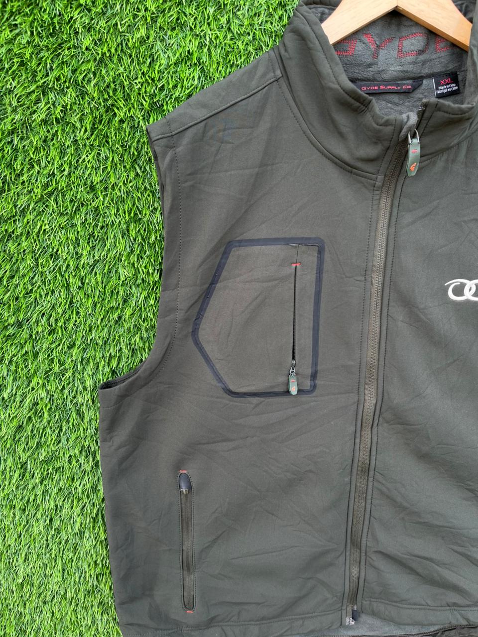 GYDE SLEEVELESS Jacket | Sportswear , Gymwear & Activewear | Track& Field| Running