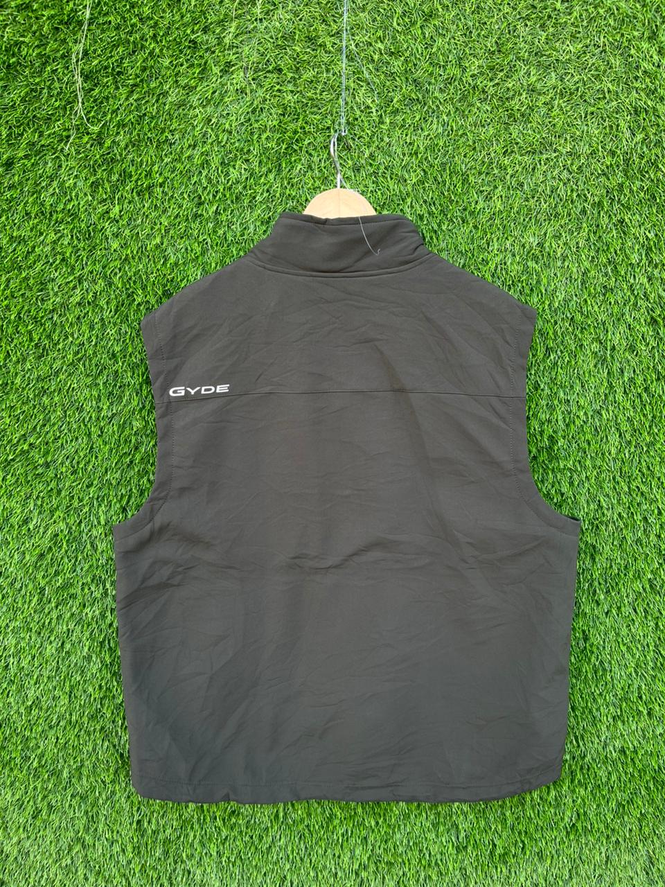 GYDE SLEEVELESS Jacket | Sportswear , Gymwear & Activewear | Track& Field| Running