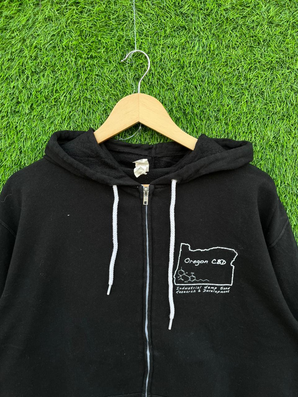 Independent |hoodie | Sportswear , Gymwear & Activewear | Track& Field| Running | Winterwear