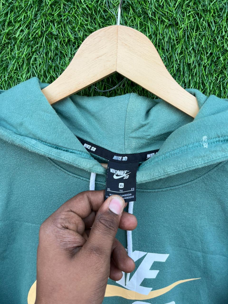 N*ke |hoodie | Sportswear , Gymwear & Activewear | Track& Field| Running | Winterwear