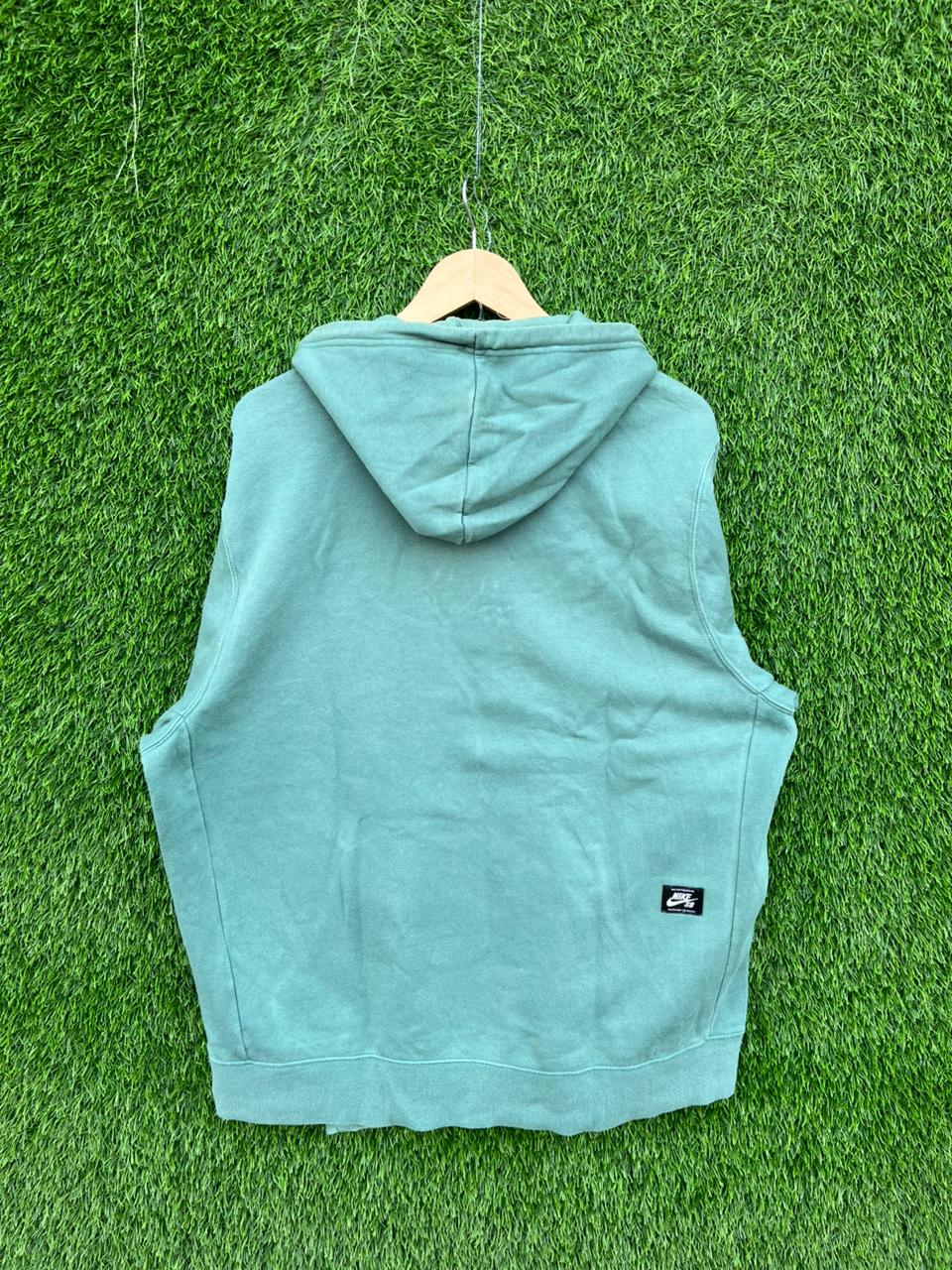 N*ke |hoodie | Sportswear , Gymwear & Activewear | Track& Field| Running | Winterwear