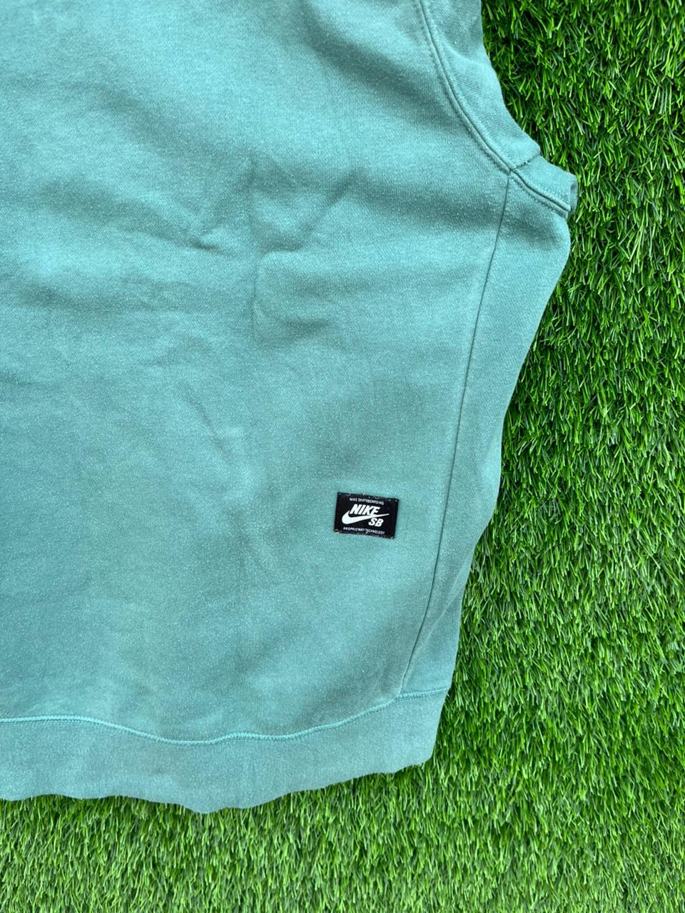 N*ke |hoodie | Sportswear , Gymwear & Activewear | Track& Field| Running | Winterwear