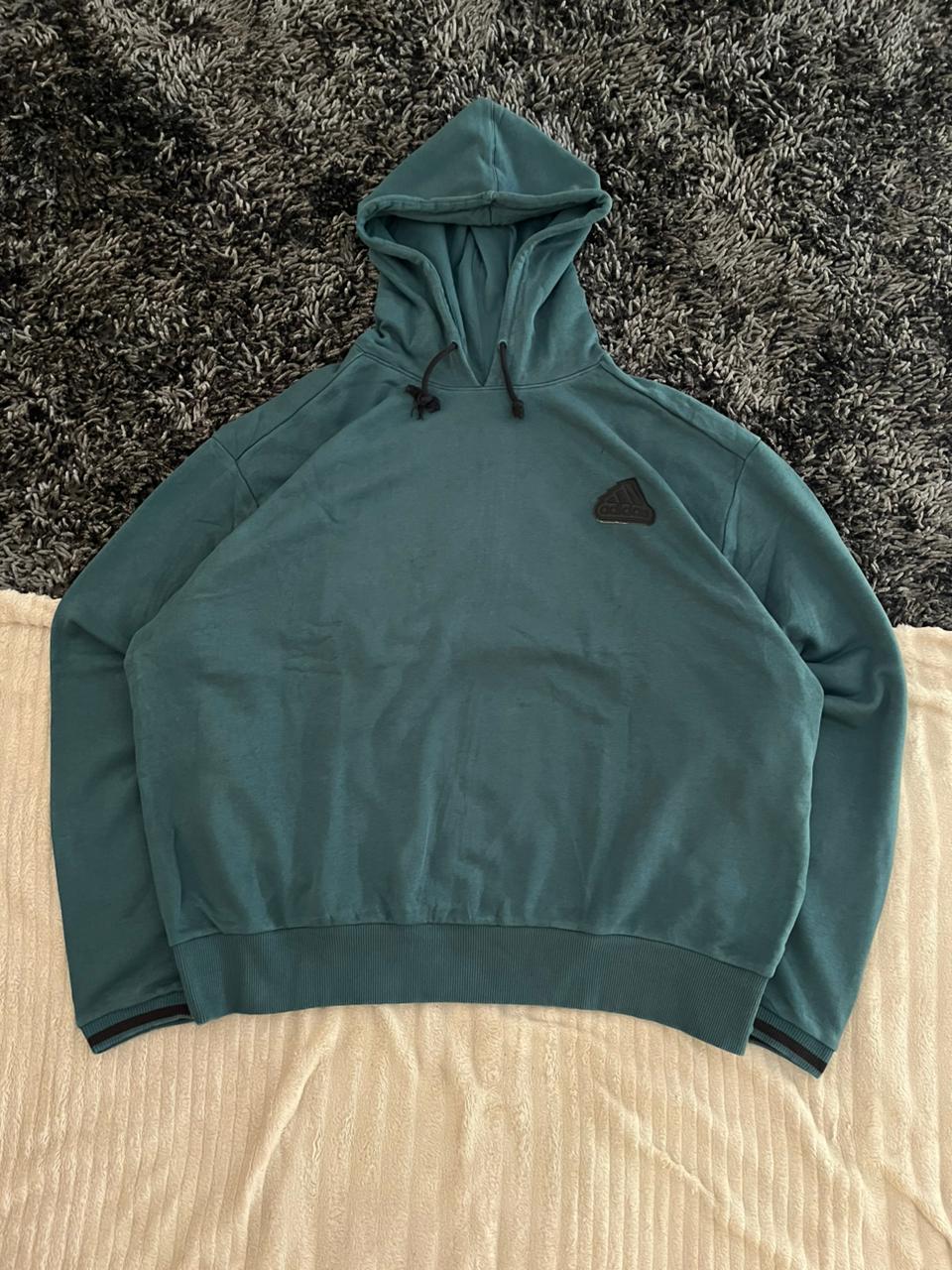 Adid@s |hoodie | Sportswear , Gymwear & Activewear | Track& Field| Running | Winterwear