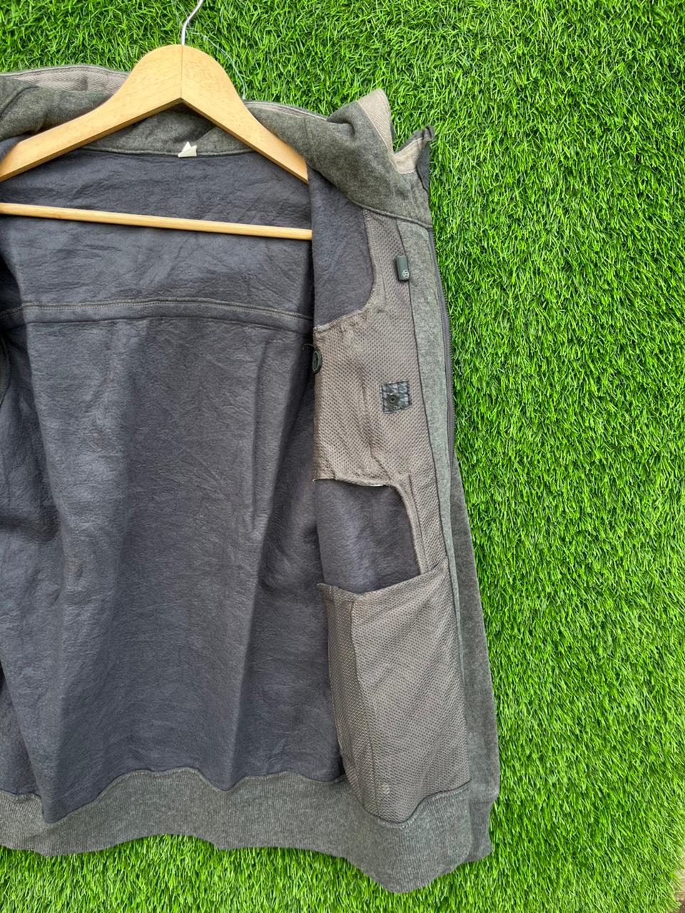 Grey premium Hoodie | Sportswear , Gymwear & Activewear | Track& Field| Running | Winterwear