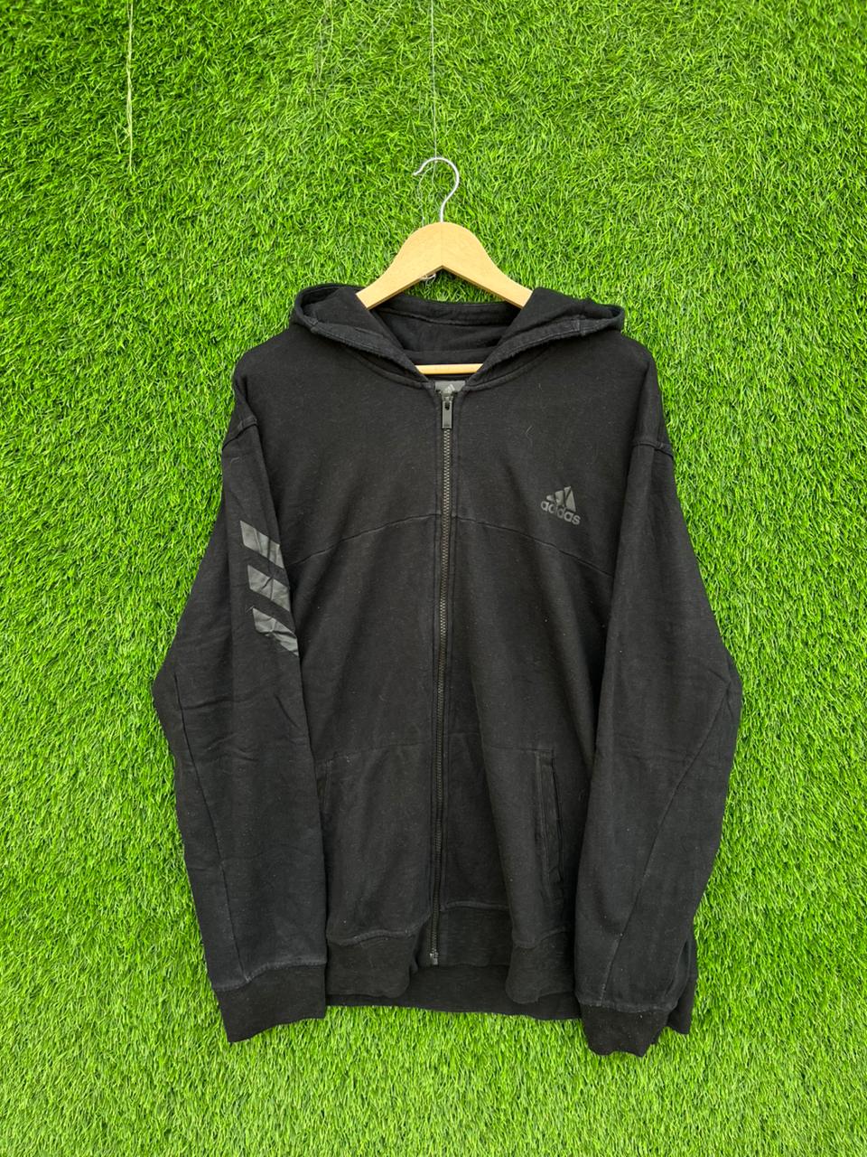 Adid@s |hoodie | Sportswear , Gymwear & Activewear | Track& Field| Running | Winterwear