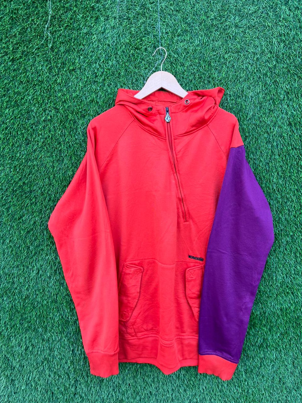 Volcom |hoodie | Sportswear , Gymwear & Activewear | Track& Field| Running | Winterwear