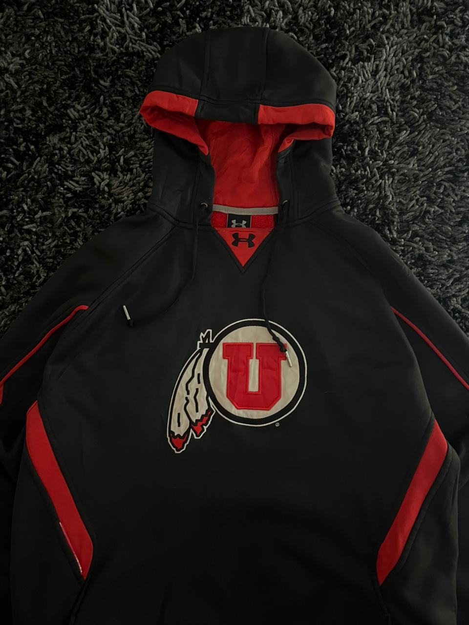Underarmour utah  |hoodie | Sportswear , Gymwear & Activewear | Track& Field| Running | Winter wear