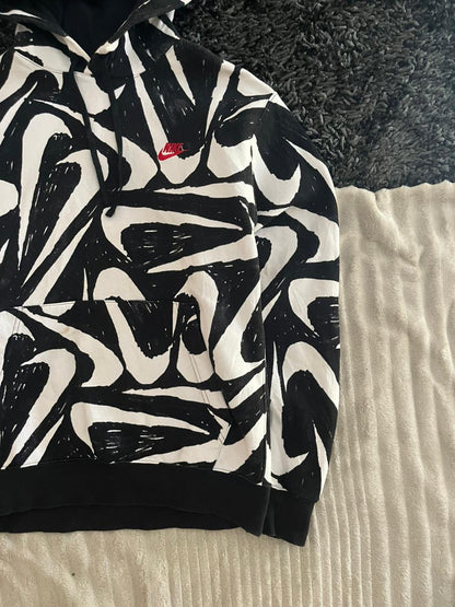 N*ke  |hoodie | Sportswear , Gymwear & Activewear | Track& Field| Running | Winterwear