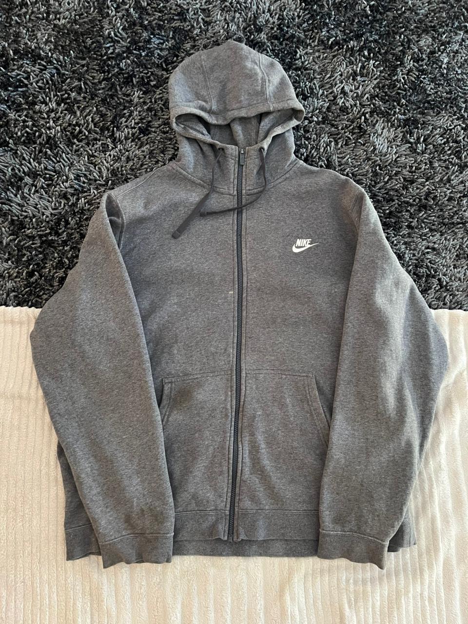 N*ke |hoodie | Sportswear , Gymwear & Activewear | Track& Field| Running | Winterwear