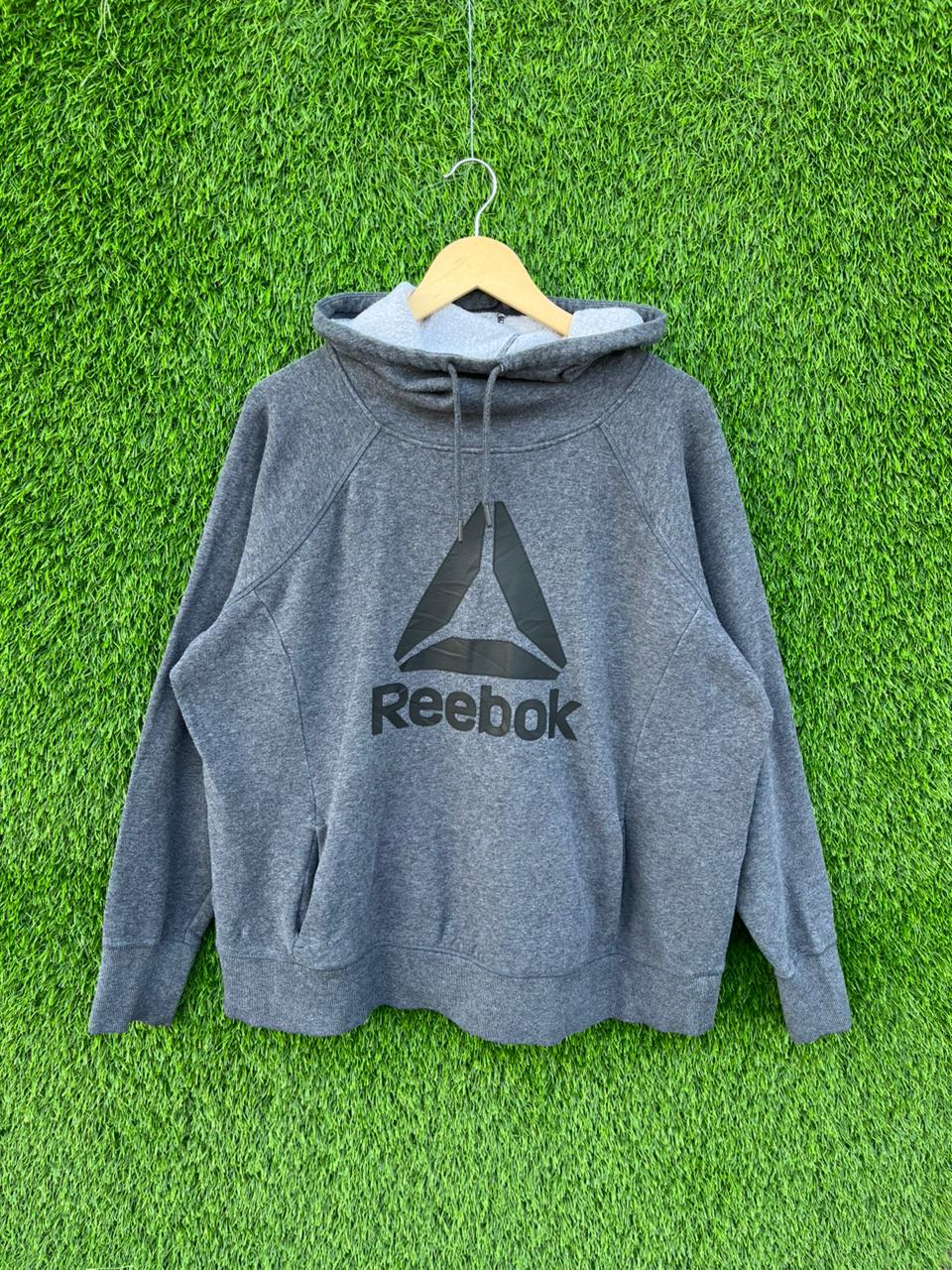 Reeb0k |hoodie | Sportswear , Gymwear & Activewear | Track& Field| Running | Winterwear