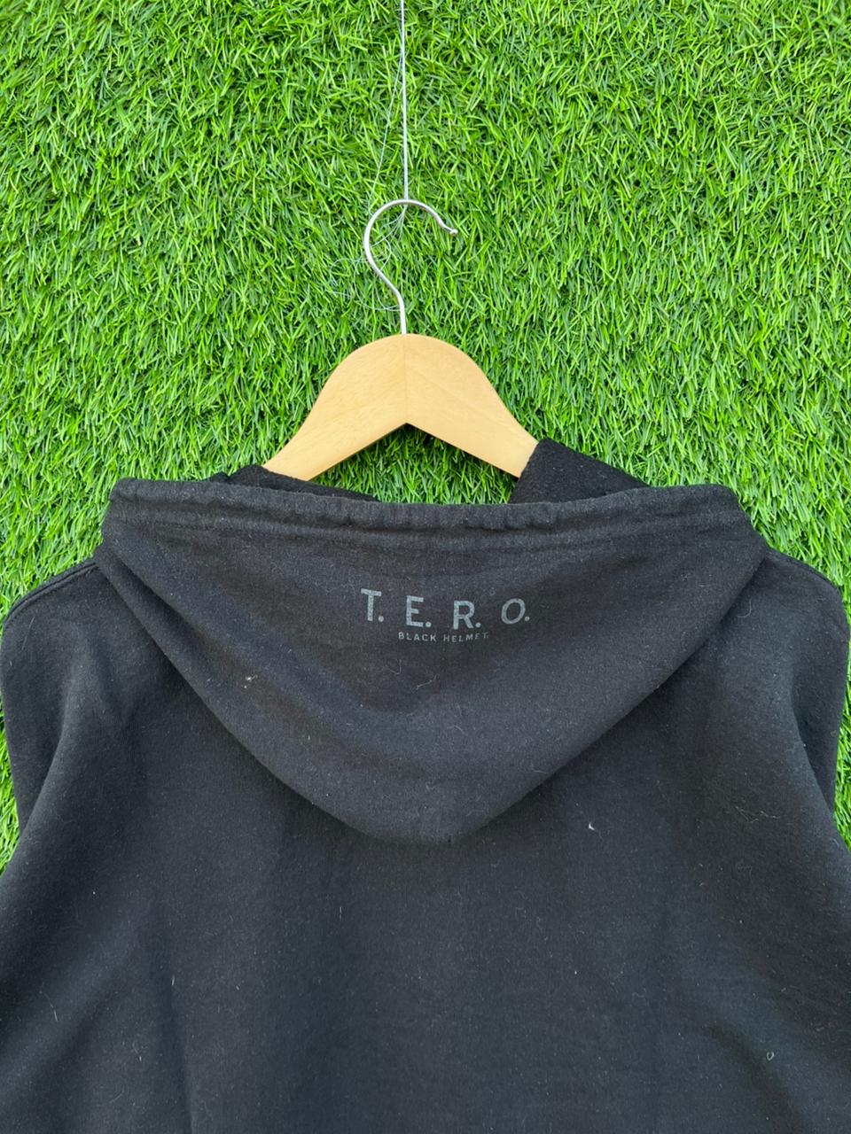 Gildan |hoodie | Sportswear , Gymwear & Activewear | Track& Field| Running | Winterwear