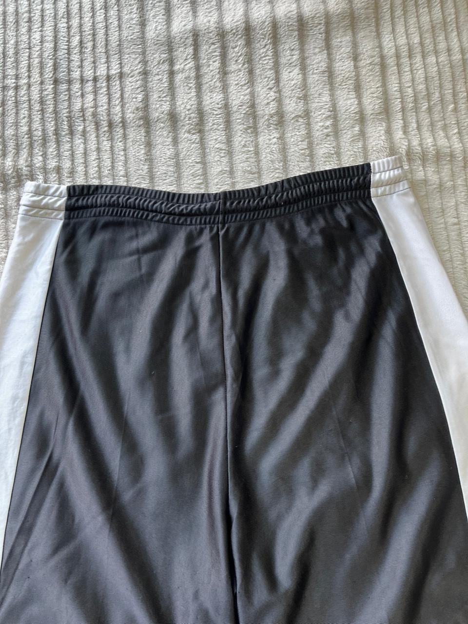 NEW SPORTS SPORTS SHORTS