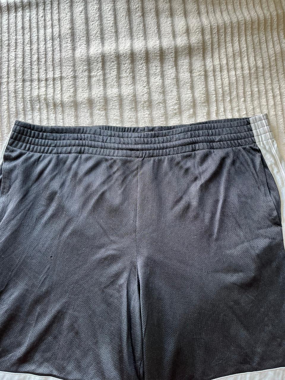 CHAMPION SPORTS SHORTS
