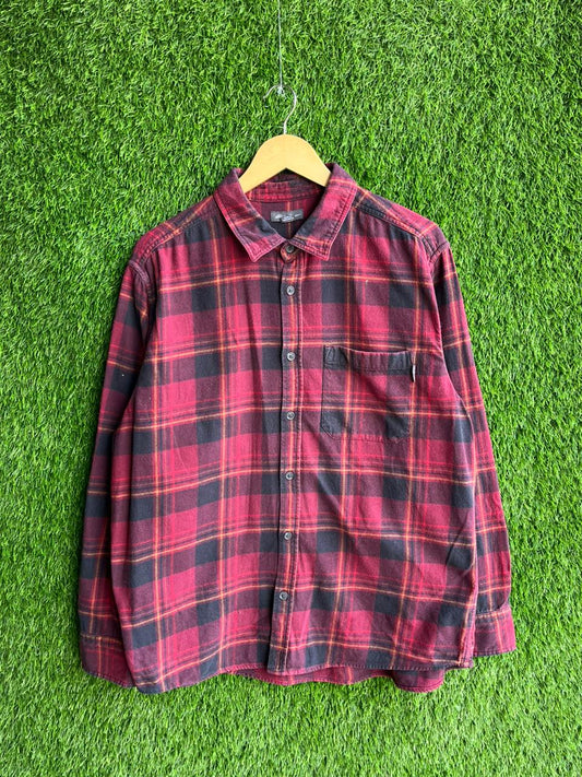 Eddie Bauer Flannel Shirt for Men & Women | Oversized Checked Cotton Shirt | Winter Casual Wear India