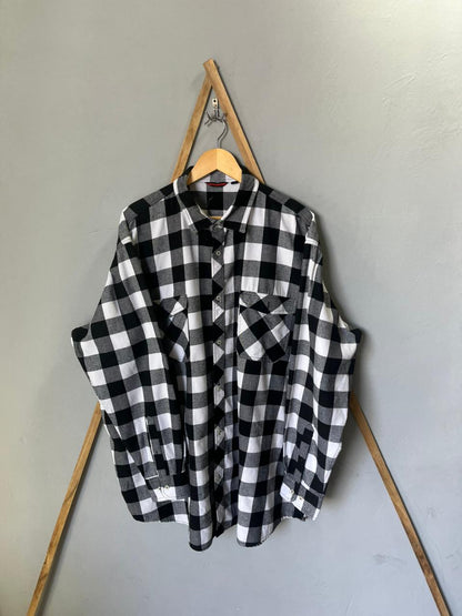 Black and white Flannel Shirt | Full Sleeves |Korean-Inspired Oversized Fit | Lightweight Summer Wear | Men Women | Online Shopping