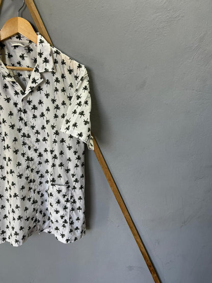 Casual Friday Shirt | Short Sleeves |Korean-Inspired Oversized Fit | Lightweight Summer Wear | Men Women | Online Shopping