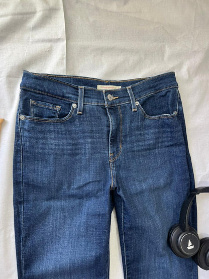 Levi’s classic straight Vintage Blue Jeans | Pre-Owned Streetwear Denim|  Men Women | Unisex  | Online Shopping